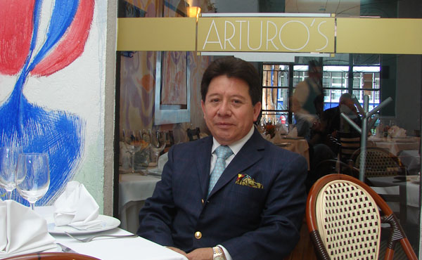 Chef Arturo del restaurante Arturos