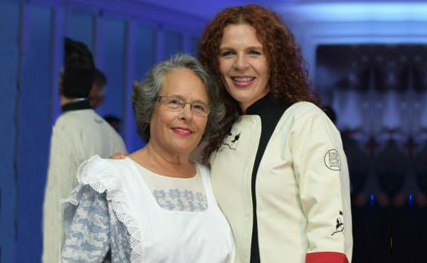 Titita y Maritere Ramírez Degollado