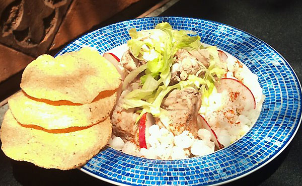 Pozole seco de Colima, restaurante Corazón de Maguey