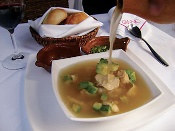 RECETA CALDO XOCHITL DEL RESTAURANTE CANNEO