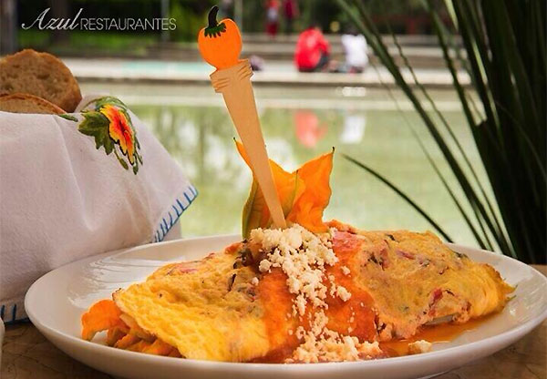 Desayuno en Azúl Condesa 