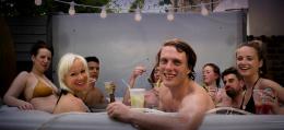 La última moda inglesa: un pop-up en un jacuzzi